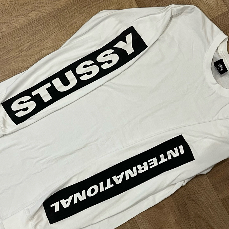 เสื้อแขนยาว stussy size m ของแท้