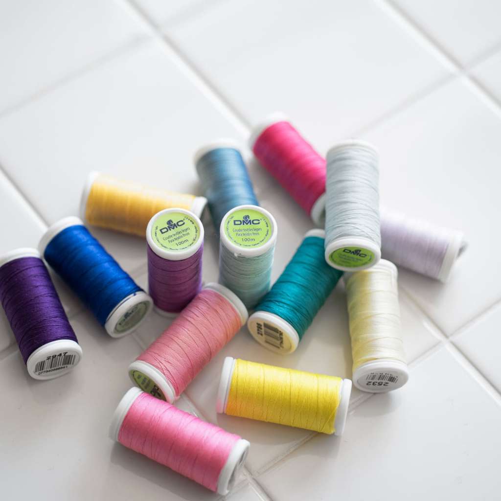 DMC ด้ายเย็บอเนกประสงค์ เบอร์ 60 cotton 100% ยาว 100เมตร ( 2559 - 2997 )