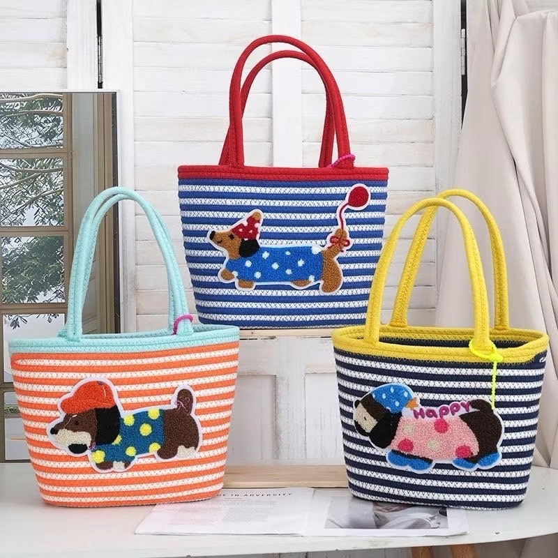 TB23 กระเป๋าถือผู้หญิงลายการ์ตูนน่ารัก กระเป๋าทอ บรรจุได้เยอะ กระเป๋าทอ พร้อมส่ง