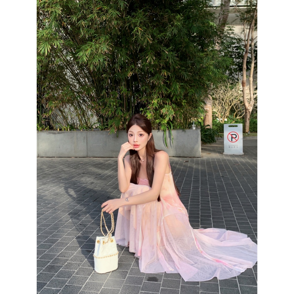 ชุดเดรสยาว เปิดไหล่ สีชมพู สายเดี่ยว อกแต่งลูกไม้ มีซับในเต็มตัว กระโปรงหางปลา ผ้าตาข่าย ซีทรู #8121 - รูปที่ 2