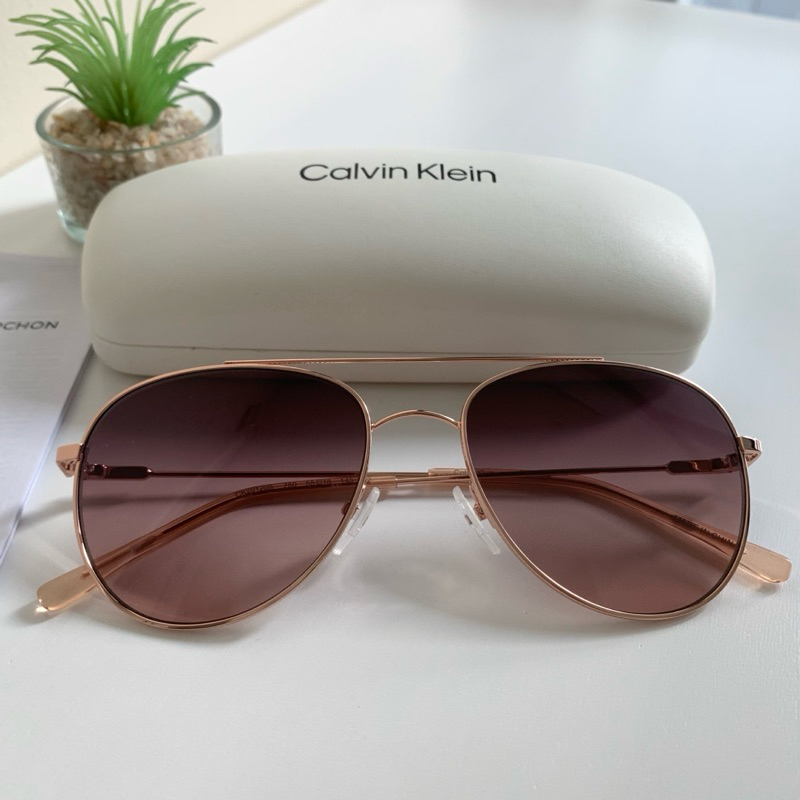 [[พร้อมส่ง📦แท้💯%]] CALVIN KLEIN BROWN PILOT LADIES SUNGLASSES CK20120S 780