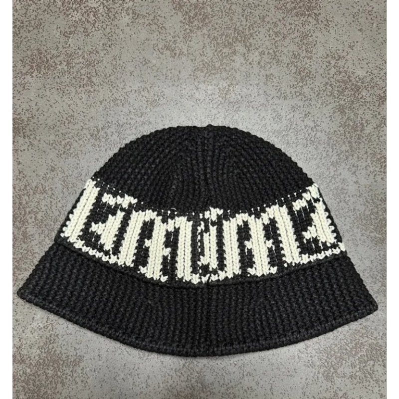 Mahagrid Gothic Logo Knit Bucket Hat Black (MG2CFMAB32A)