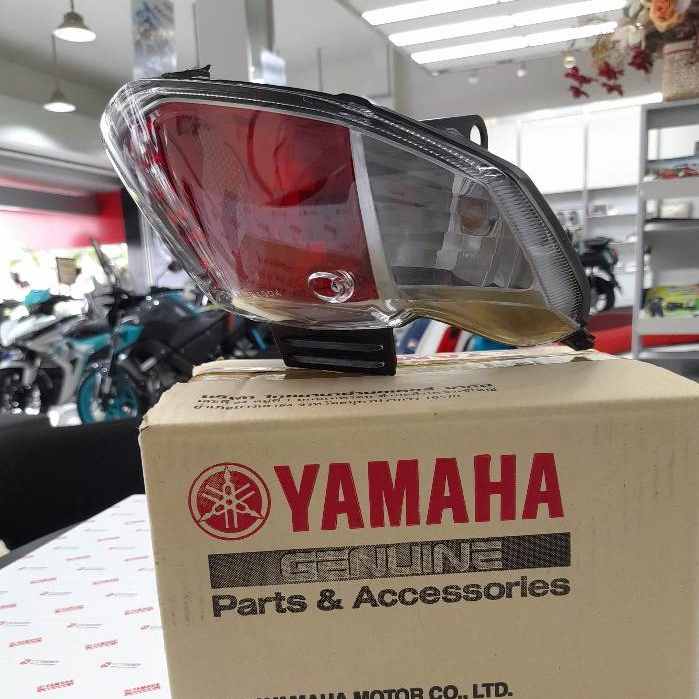 1P7H470000 ไฟท้าย Nouvo MX แท้ YAMAHA 1P7-H4700-00