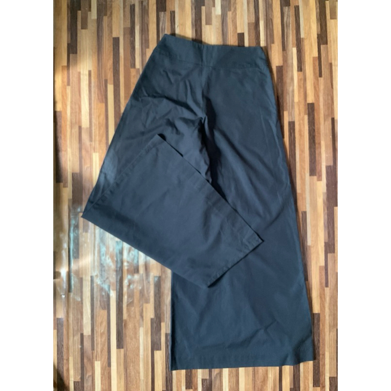 again b. กางเกงขาบานสีดำ sz.S