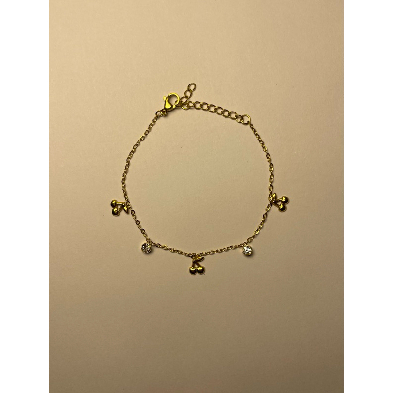 CLAIREN.BKK - Cherry Bracelet กำไลข้อมือ มีชาร์มเป็นรูปเชอร์รี่