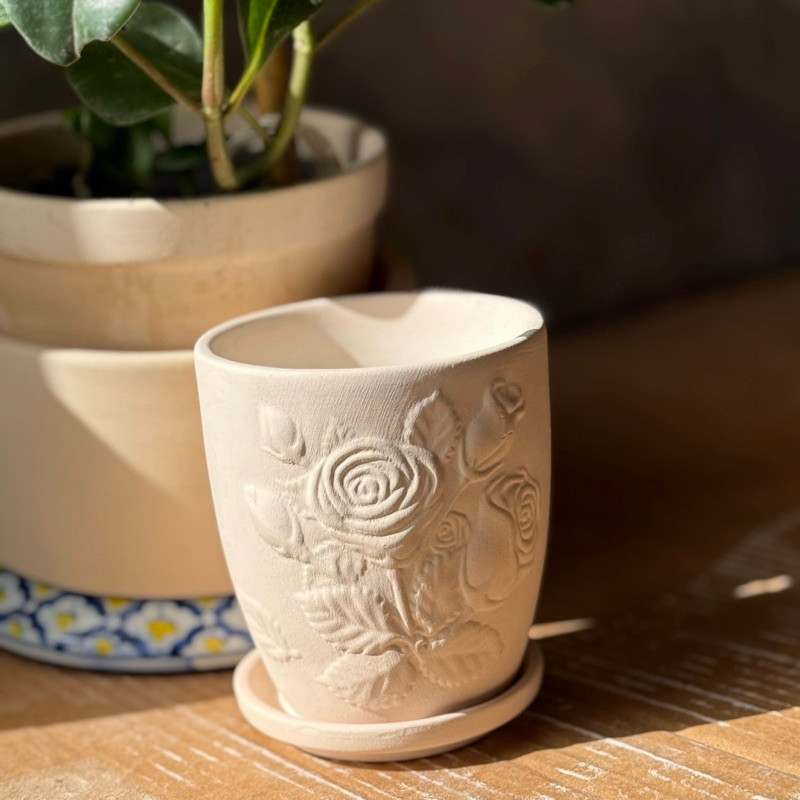 กระถางดินเผา 3.5 นิ้ว ลายดอกกุหลาบ พร้อมจานรอง ยกเซต 6 ชุด