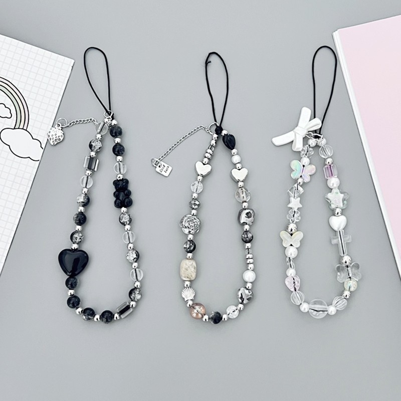 สายคล้องมือสายคล้องกล้องรูปหัวใจสำหรับผู้หญิงสร้อยเชือก สายคล้องข้อมืออเนกประสงค์ สายคล้องโทรศัพท์ลูกปัดหัวใจสไตล์เย็น