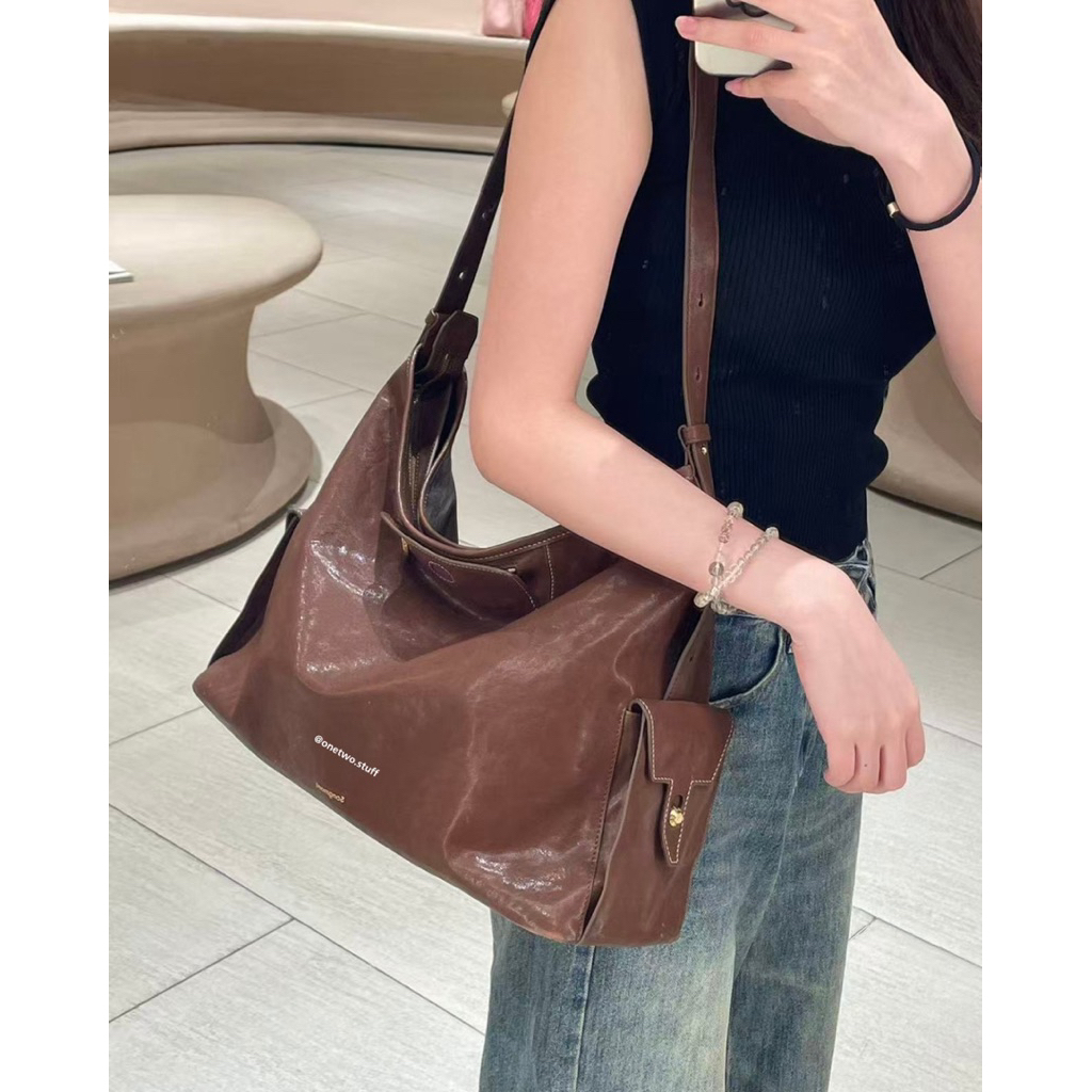 NEW IN : Songmont Yore Hobo Large Bag ใหญ่จุใจ