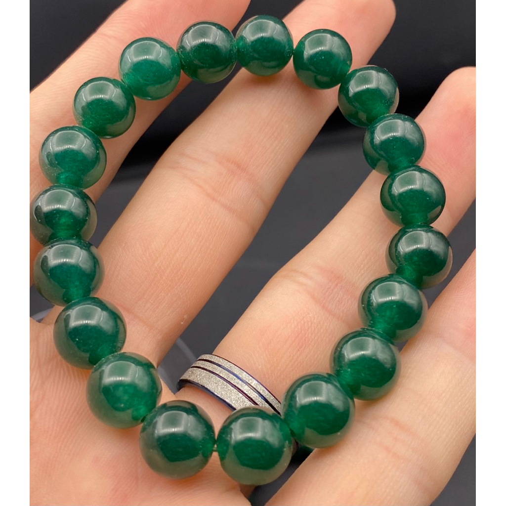green carnelian beads bracelet