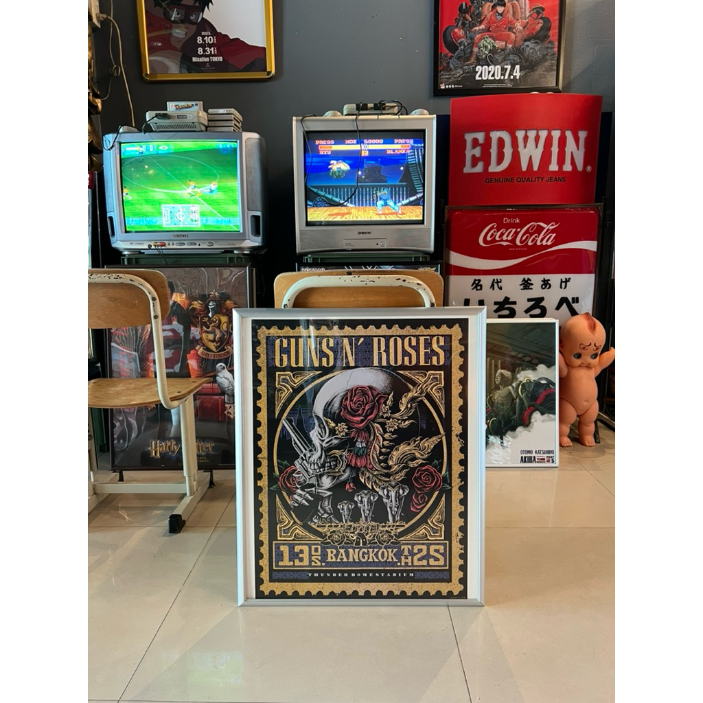 โปสเตอร์ guns n roses bangkok 2025 พร้อมกรอบ