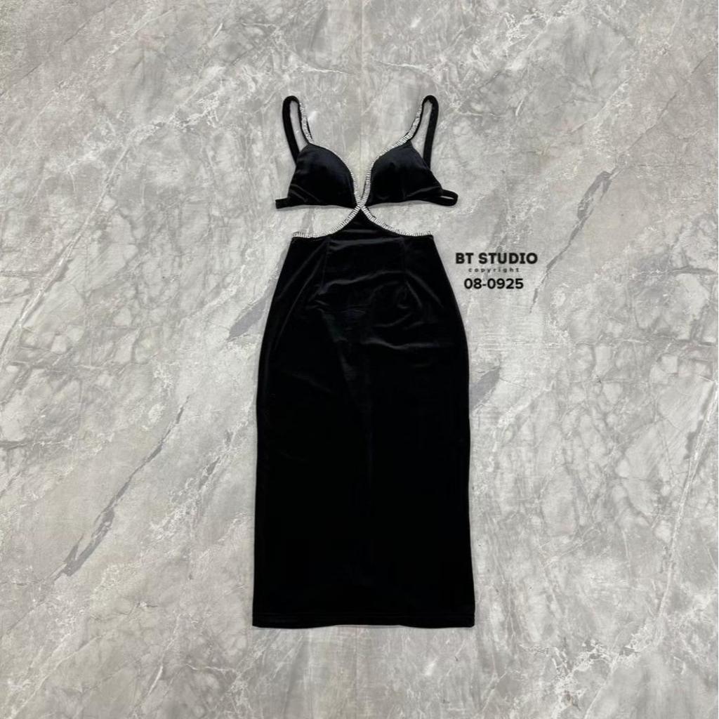 BT08-0925 เดรสสายเดี่ยวกำมะหยี่ แต่งปักสายเพชรด้านหลัง