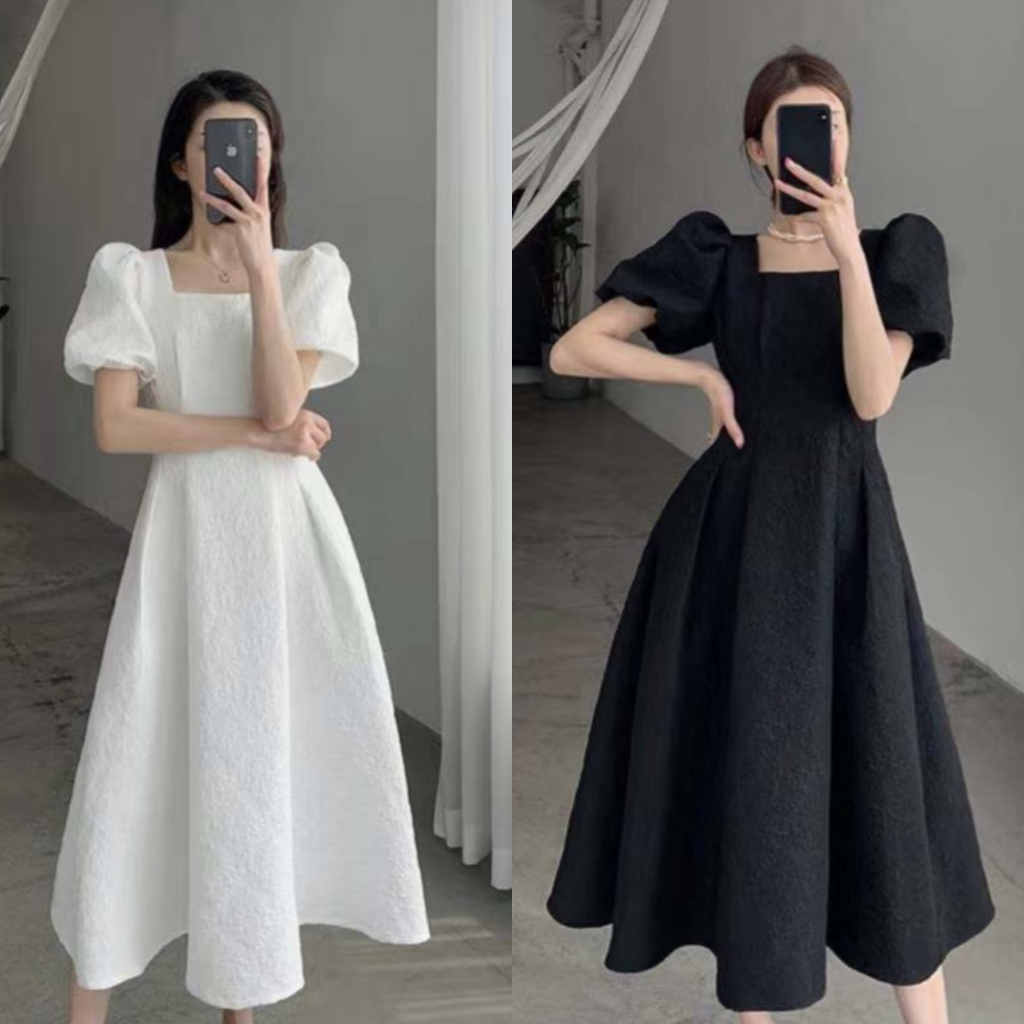 ชุดเดรสแขนพองสไตล์ฝรั่งเศส คอเหลี่ยม เดรสยาวคลุมเข่า สีพื้นเรียบ เนื้อผ้าใส่สบาย เหมาะสำหรับใส่ไปเที่ยวทะเล