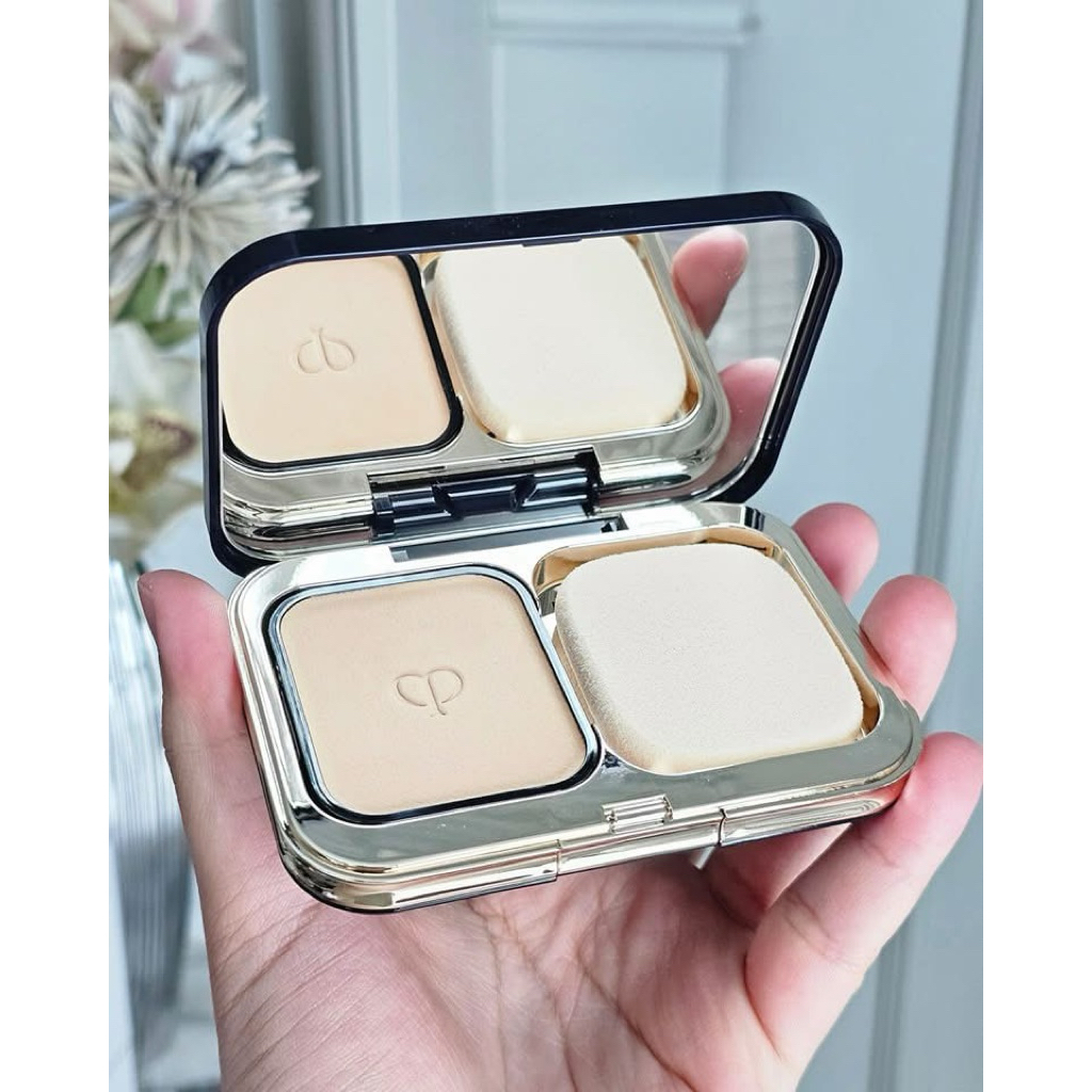 ❤️ ฟองน้ำเนื้อนุ่ม CLE DE PEAU BEAUTE SPONGE RADIANT POWDER FOUNDATION - รูปที่ 2