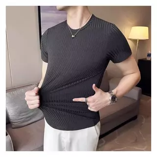 เสื้อยืดคอกลมลายทางแขนสั้นผ้ายืดสีพื้นสำหรับผู้ชาย 2025 ใหม่