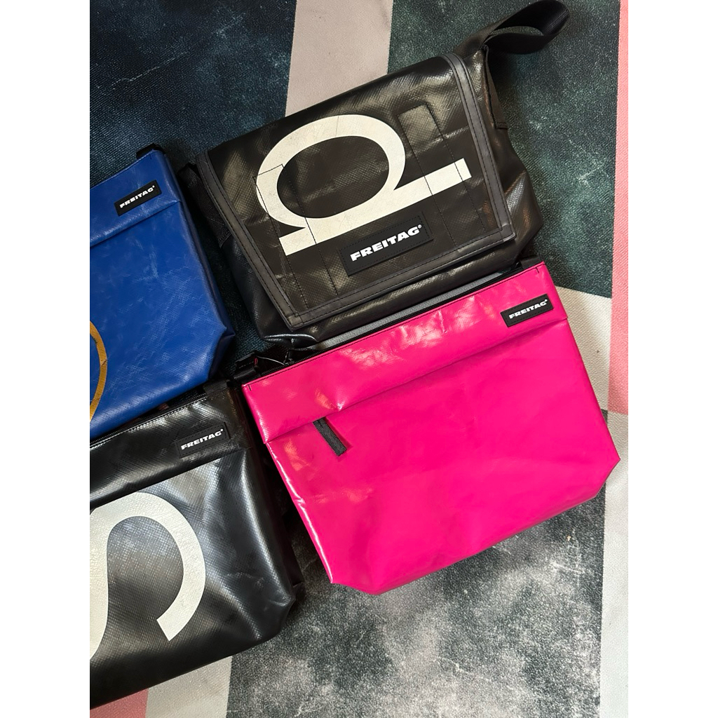 FREITAG F553 LOU ชมพูล้วน