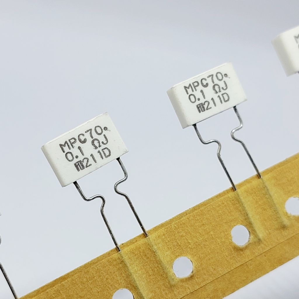 ( 5 ตัว )ตัวต้านทาน R 0.1 Ohm 2W ,R กระเบื้อง , Resistor  ( พร้อมส่งในไทย)