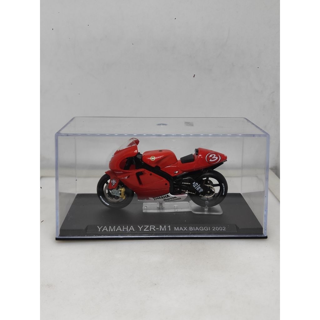 🧨🧨🧨โมเดลรถเหล็กมอเตอร์ไซค์ YAMAHA YZR-M1 Max Biaggi  2002