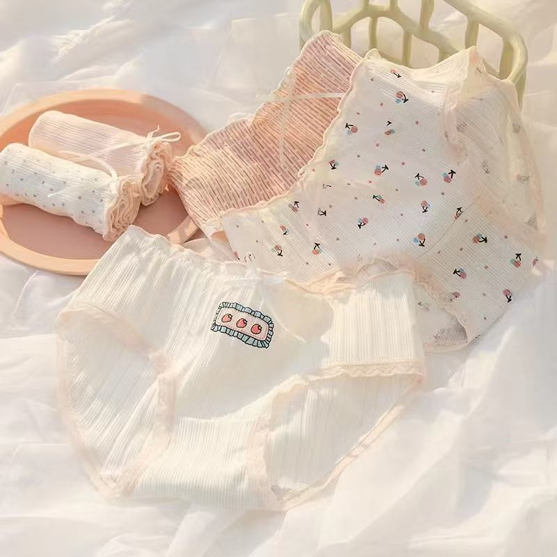 กางเกงชั้นในน่ารัก Class A ผ้าฝ้ายเด็ก สไตล์ Pastoral ระบายอากาศได้ดี  เอวกลาง 7A เป้าต้านเชื้อแบคทีเรีย ระบายอากาศได้ดี