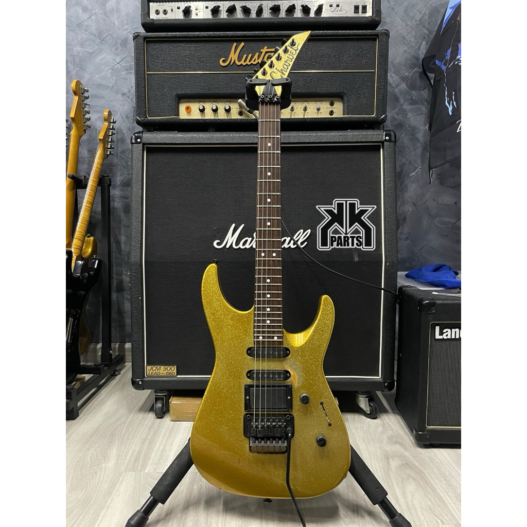 Charvel Fusion Custom (Pickup EMG)