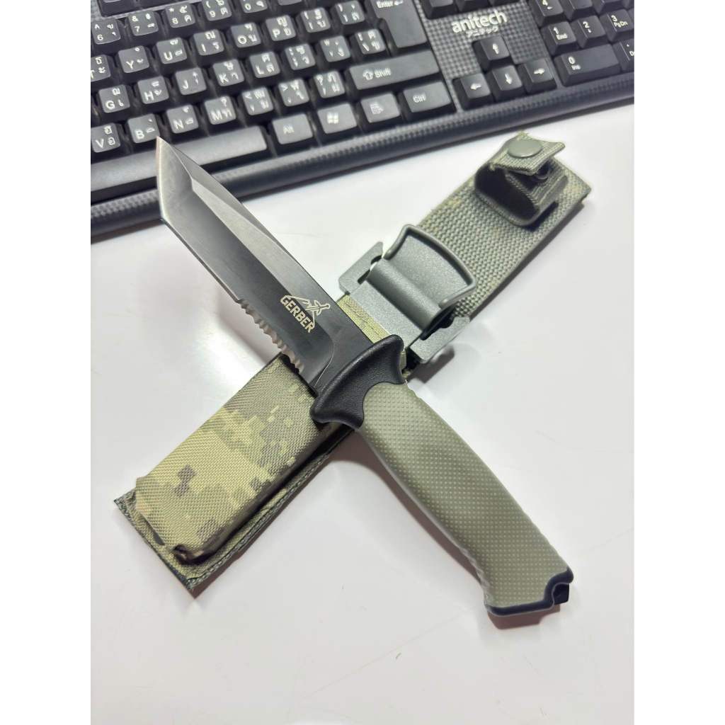 Gerberมีดเดินป่ากลางแจ้งตัวนี้เป็น Gerber แนว Tactical