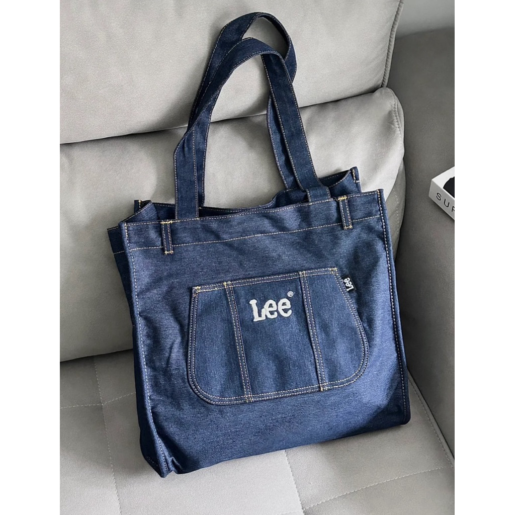 Lee| พร้อมส่ง/pre 𖦹 tote bag denim กระเป๋าผ้าเดนิม ใบใหญ่ (ใช้โค้ดลด 20-25%) จากช็อปแท้💯