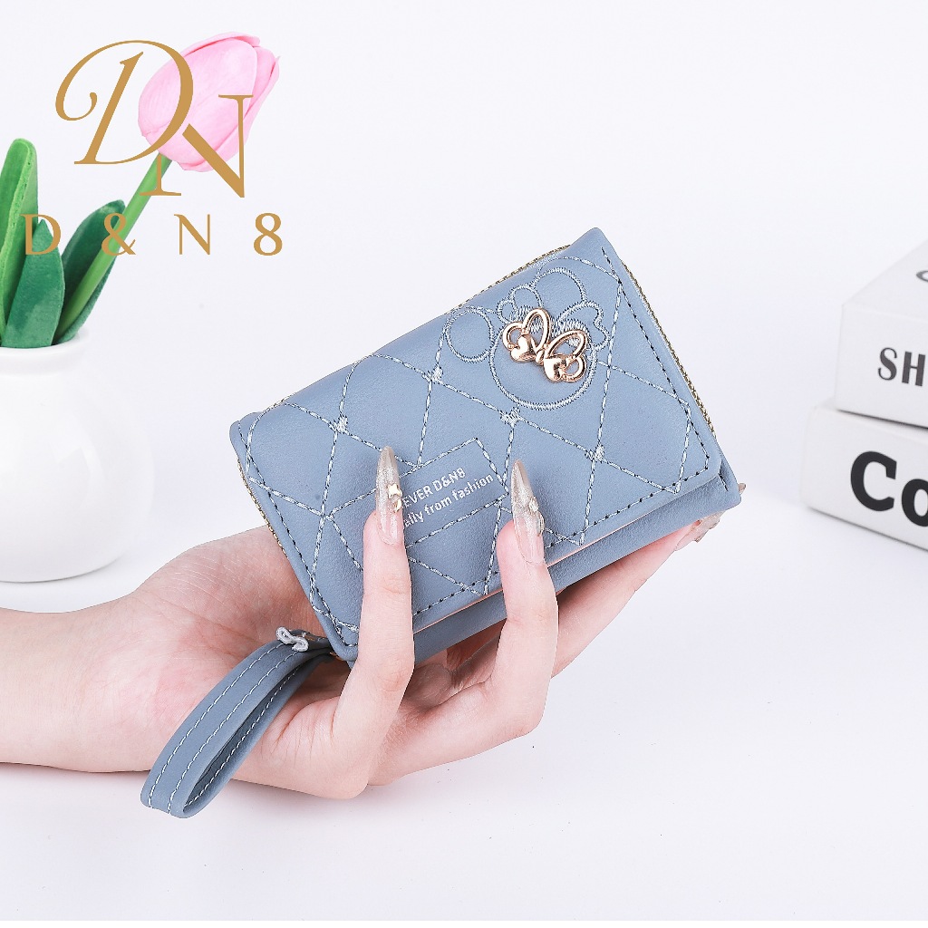 432กระเป๋า3พับใบสั้นกระเป๋าสตางค์ ใบสั้น กระเป๋าแฟชั่น.ขนาด 8x11 cm.สินค้ามาใหม่