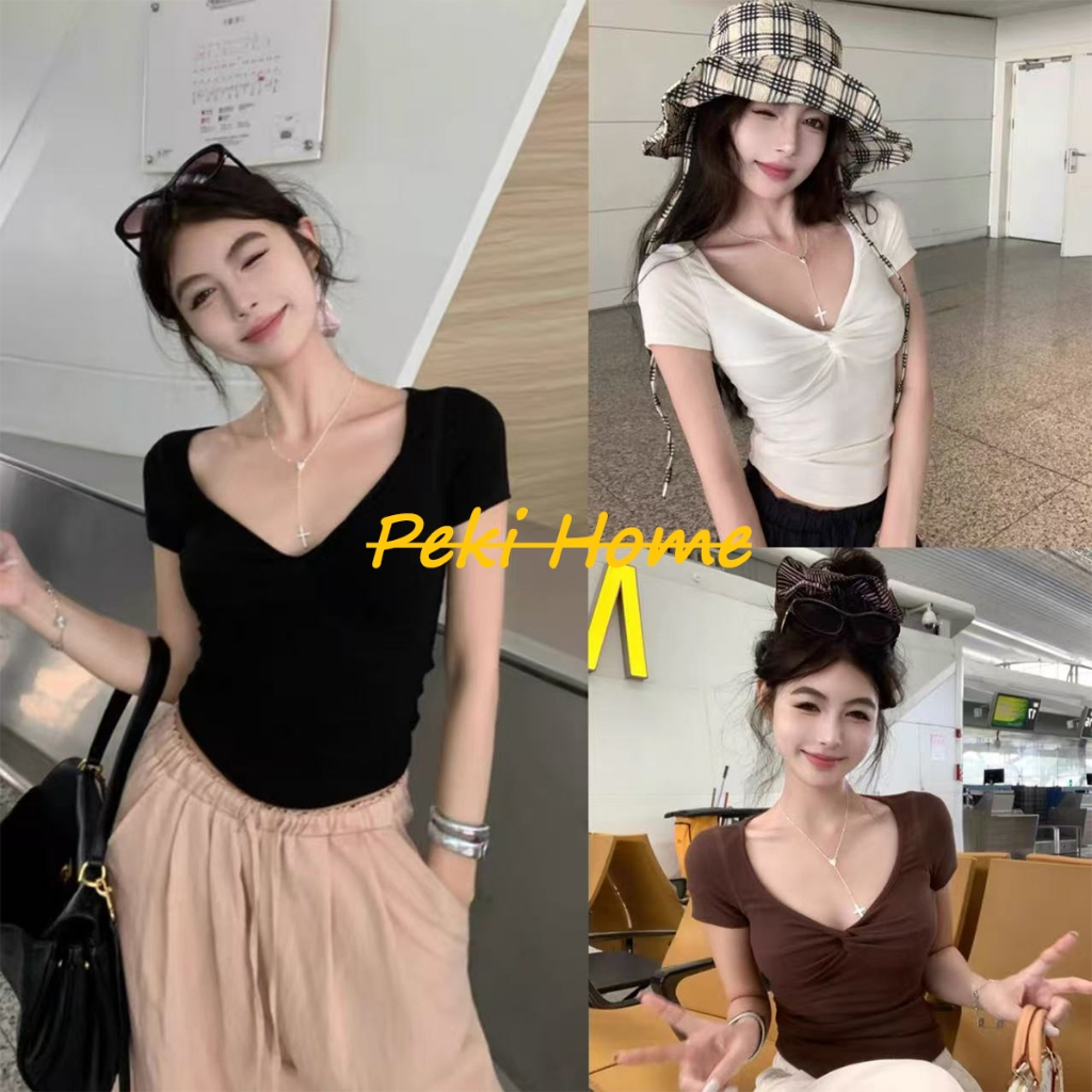 เสื้อยืดหญิง ทรงเข้ารูป ดีไซน์เรียบง่าย