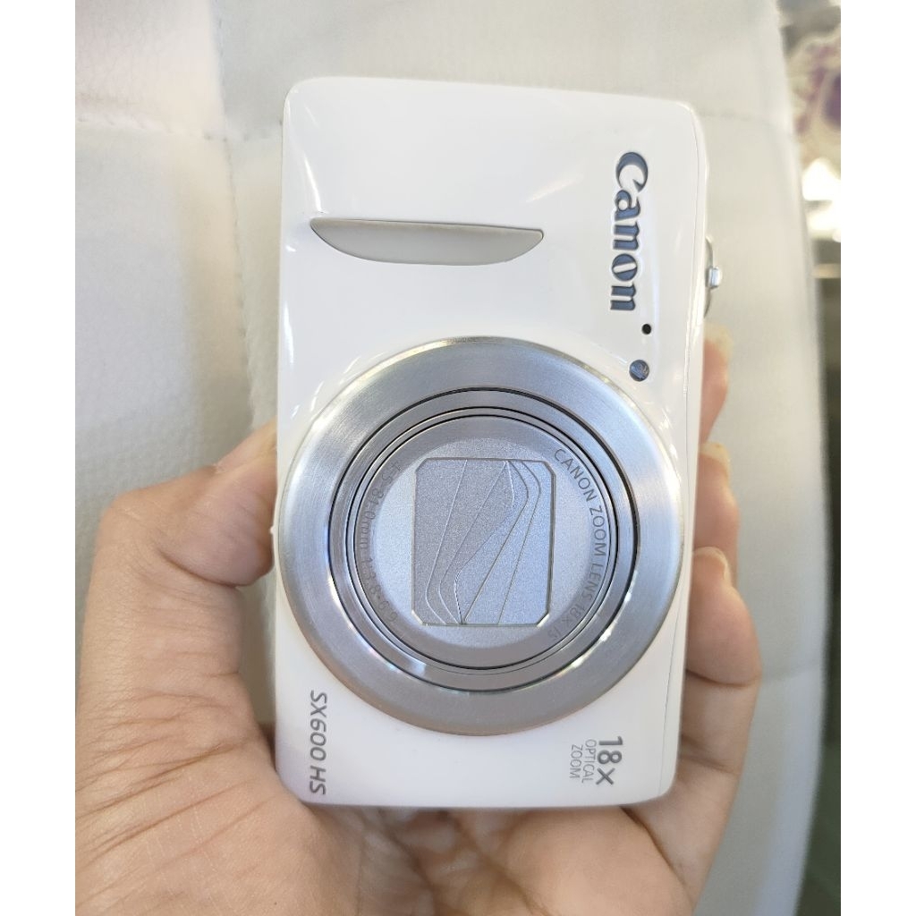 กล้องCanon sx600Hs bodyสีขาว
