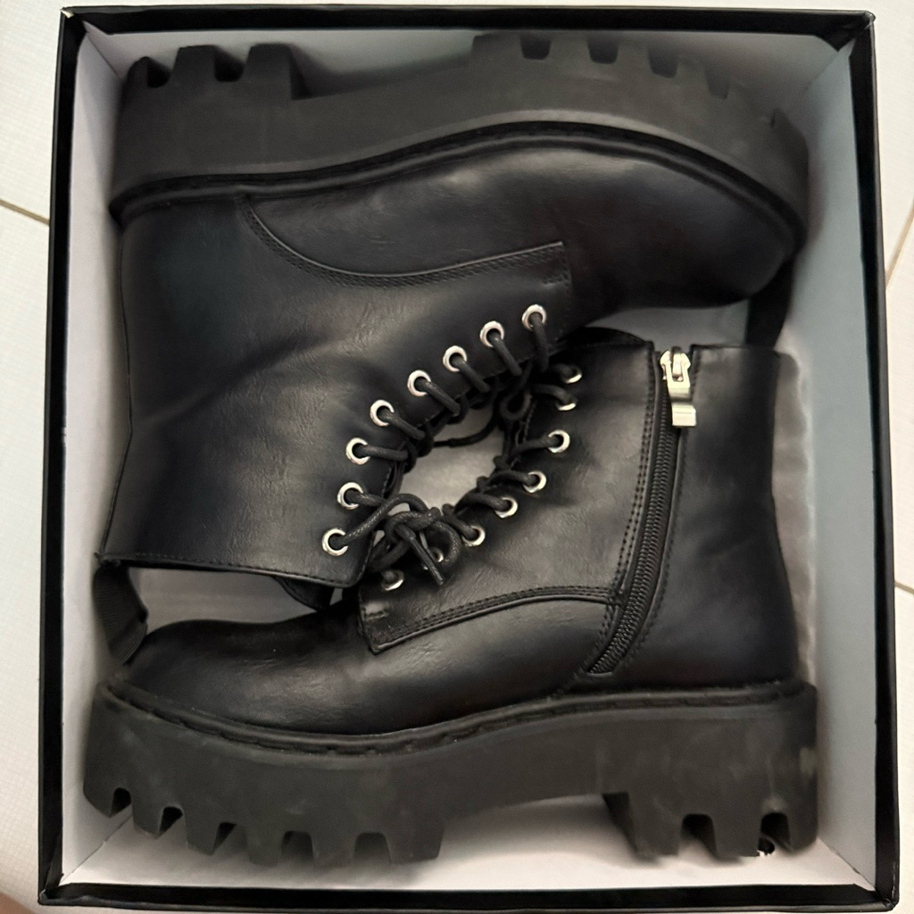 รองเท้าบูท Villains SF