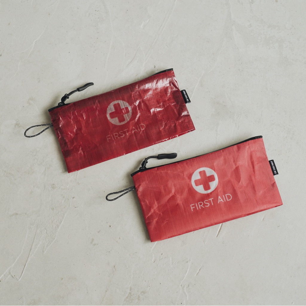 DCF First Aid Pouch - กระเป๋าใส่ยาน้ำหนักเบา