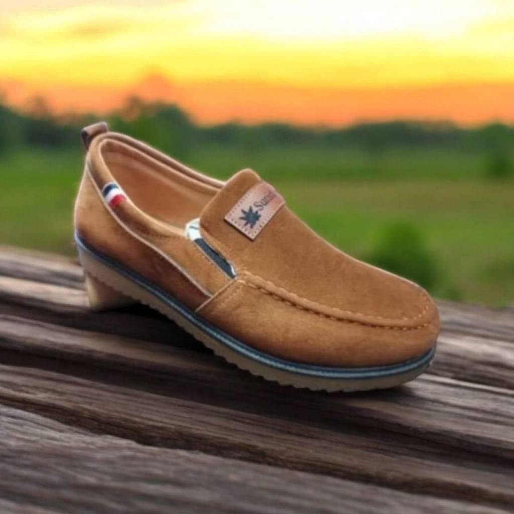 B Double(บี ดับเบิ้ล)รองเท้าเช็คโกผู้ชาย ยี่ห้อ B Double(บี ดับเบิ้ล) รุ่น M264 มีบริการส่งด่วน