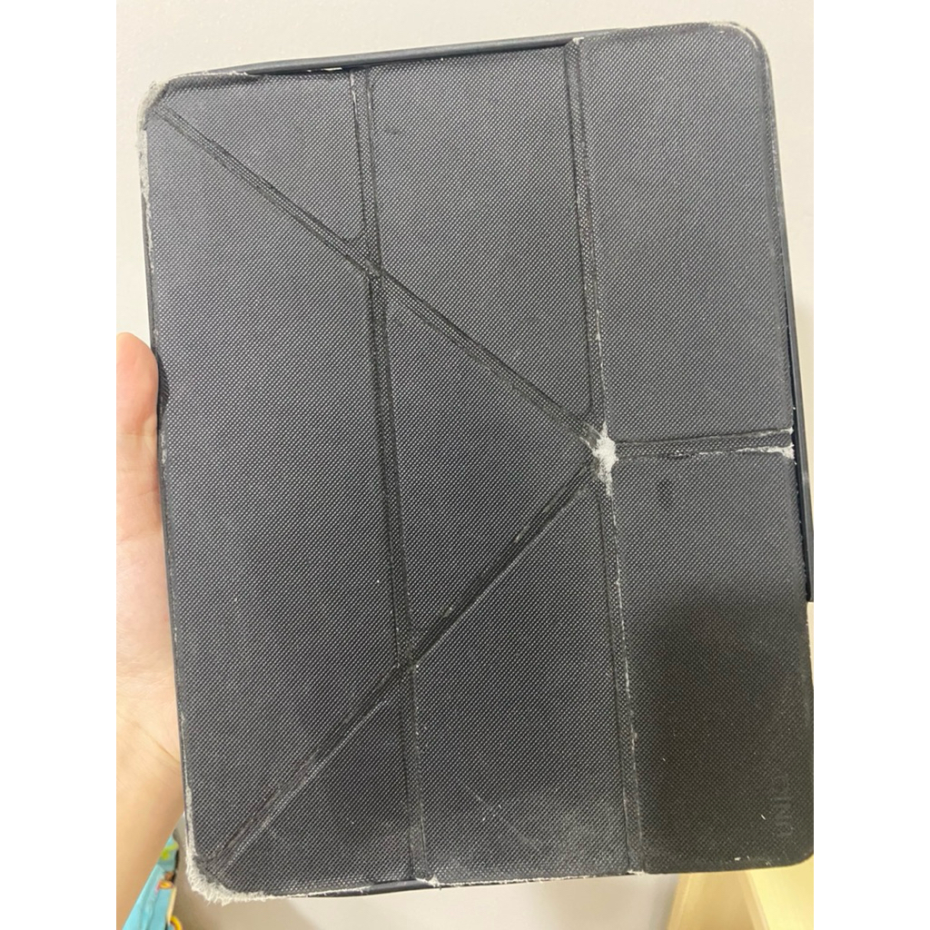 เคส Uniq Ipad Pro 11“ มือสอง ของแท้