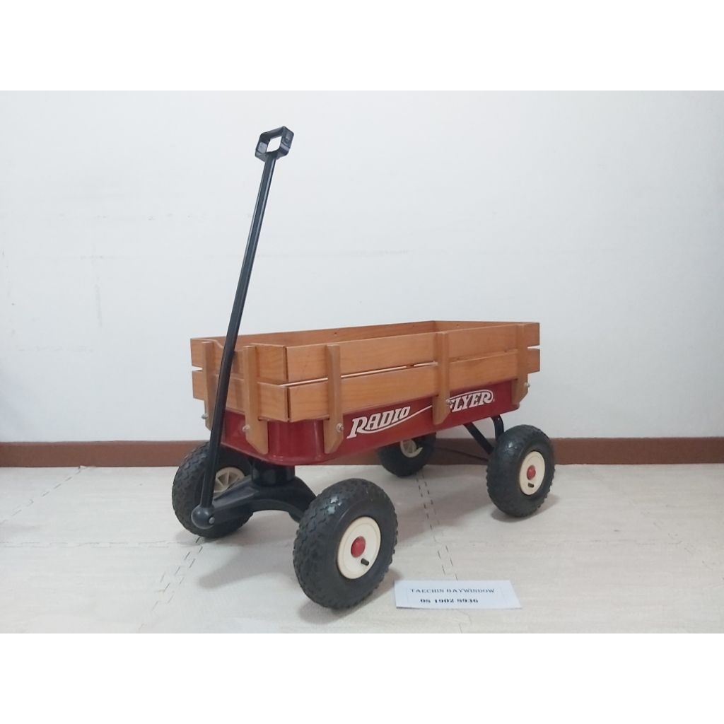 รถลาก Radio Flyer Wagon