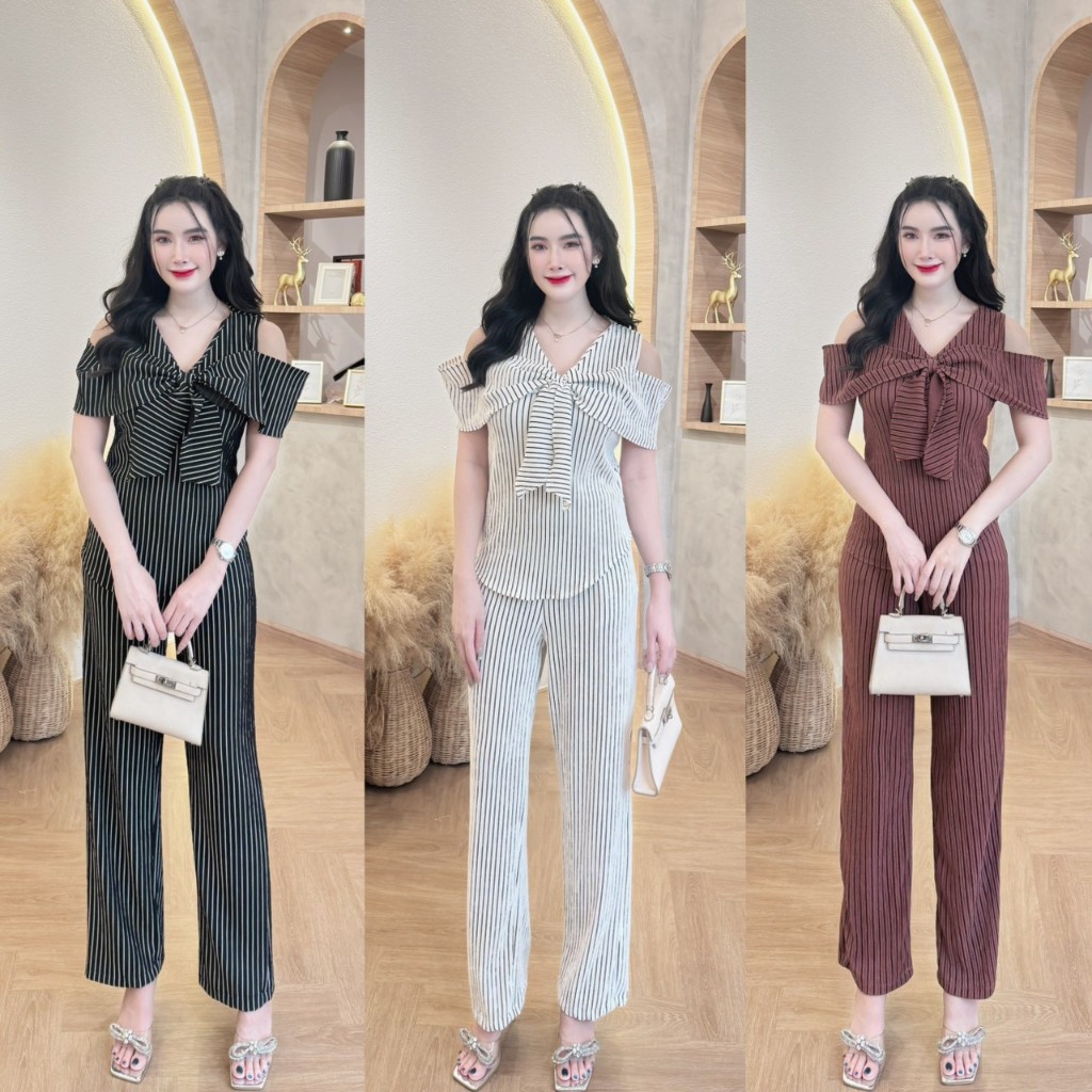 สินค้าพร้อมส่ง ชุดเซตยาวผ้าเปลือกไม้ เสื้อเว้าไหล่แต่งโบว์หน้าผ้าซีฟอง+กางเกงเอวเรียบมีกระเป๋า A6717