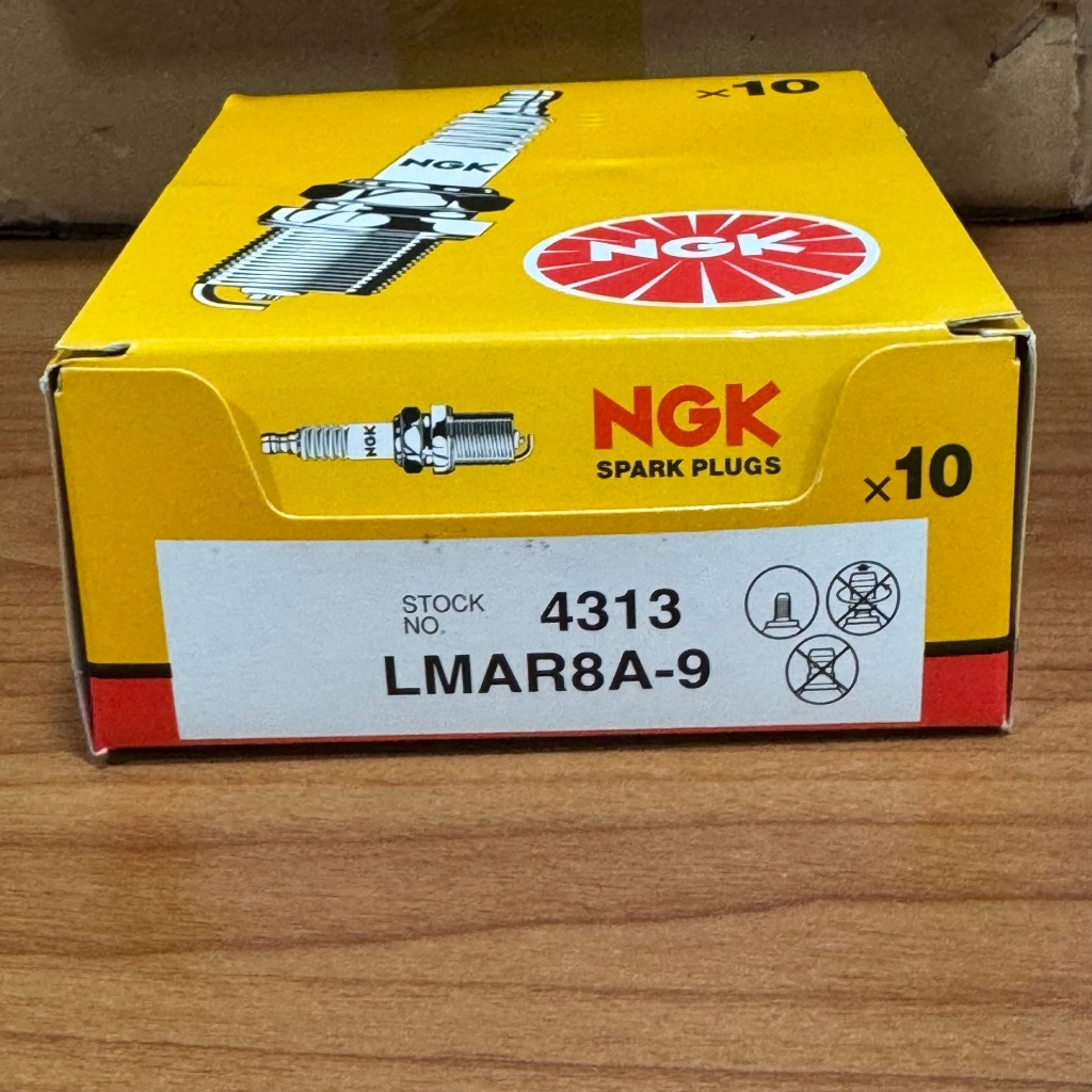 *+NGK (1 กล่อง = 10 หัว) หัวเทียน LMAR8A-9​ (4313) (สำหรับ FORZA, CB1100EX FZ1 FAZER, MT-07A, MTH, XMAX)