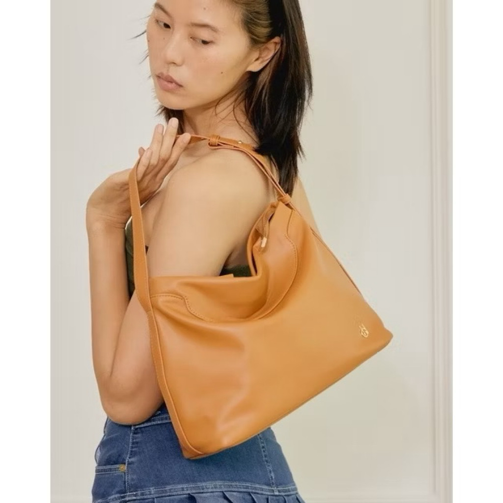 (ส่งต่อ) huntieshour - HALLIE BAG สีน้ำตาล