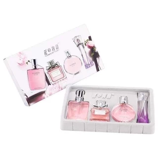 190 กล่องชมพู-เซตน้ำหอม 4 ขวด (แต่ละขวด 25 ml.)