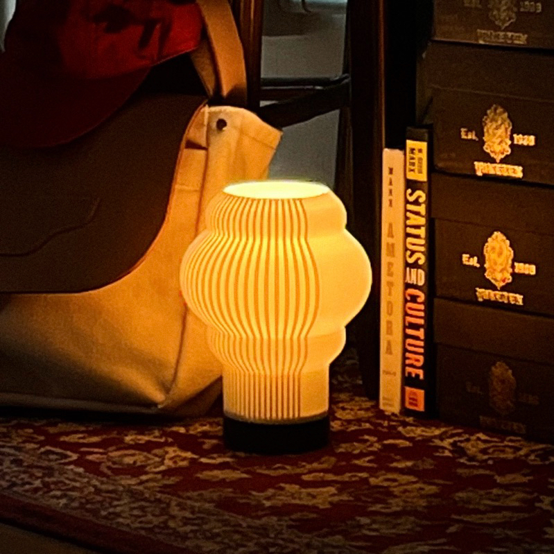 CLOUDY GLOW LAMP โคมไฟตั้งโต๊ะ คลาวดี้โกลว