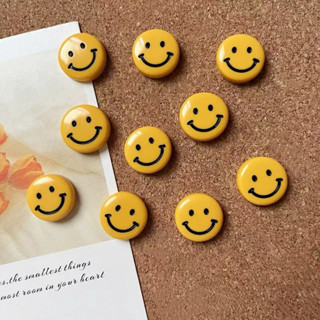 Pin it and smiles ᵕ̈ หมุดปักบอร์ดหน้ายิ้ม หมุดหน้ายิ้ม หมุดส…