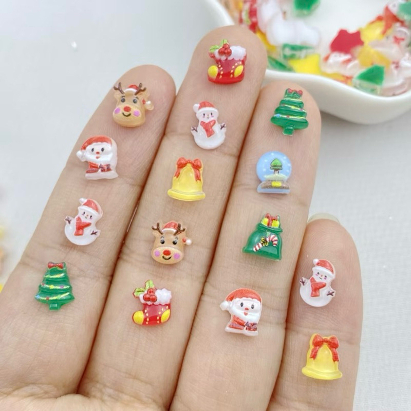 AC.888 ร้านไทย ขายปลีก 2 ชิ้น พร้อมส่ง เรซินแต่งเล็บรวมลาย Theme คริสต์มาสขนาดเล็ก