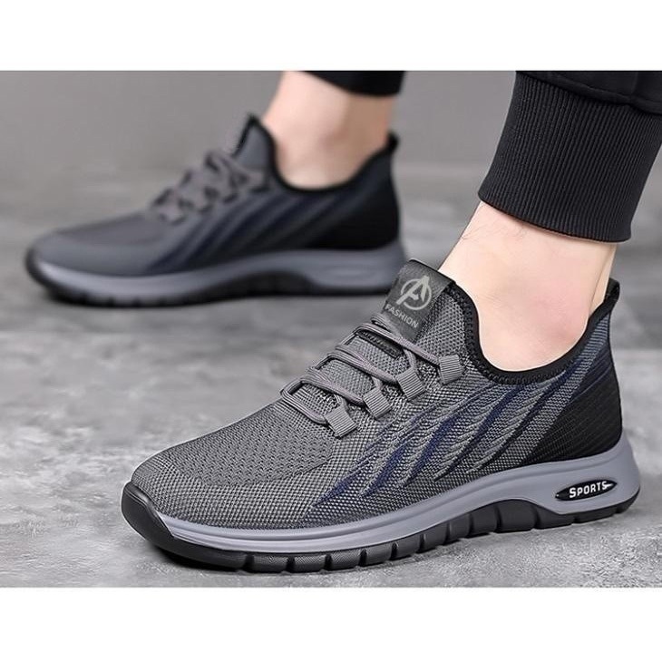 รองเท้าผ้าใบผูกเชือกสำหรับผู้ชายผ้าตาข่ายถักระบายอากาศสวมใส่สบายและมีน้ำหนักเบา พื้นรองเท้ากันลื่นและทนทานต่อการสึกหรอ