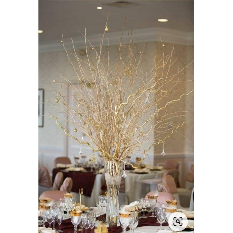 golden branches and vines