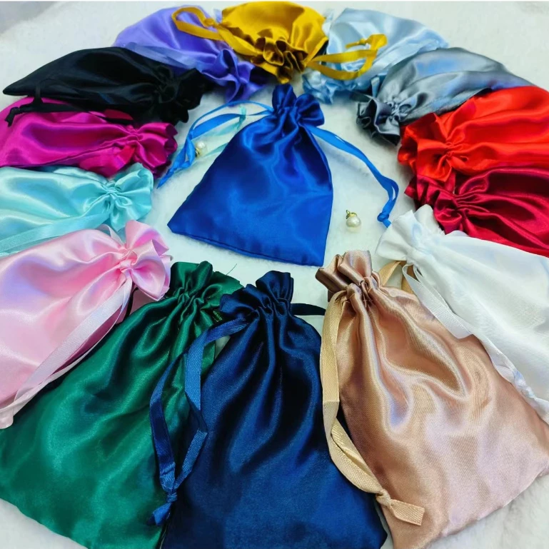 🌻พร้อมส่งในไทย🌻ถุงผ้าซาติน หูรูด ถุงใส่เครื่องประดับ ใส่ของขวัญ หลากสี มี3ขนาด