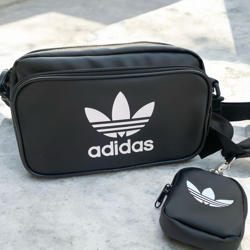 adidas กระเป๋าสะพายข้าง กระเป๋าสะพาย กระเป๋ากันน้ำ ทรงสวยพร้อมส่งจากไทย ร้านถ่ายรูปเอง