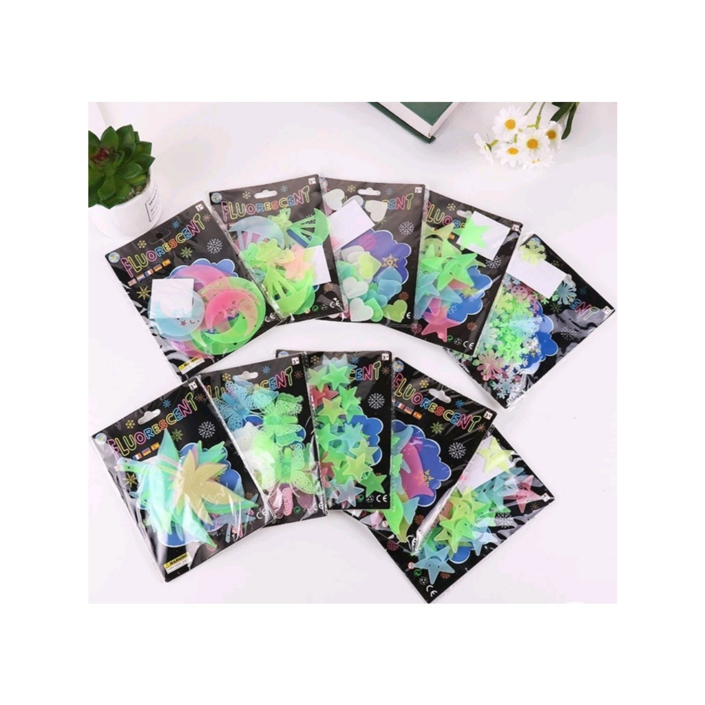 `>พร้อมส่ง>>ดาวเรืองแสง พลาสติกเรืองแสง ติดผนัง เรืองแสงในตอนกลางคืน วัสดุ พลาสติก