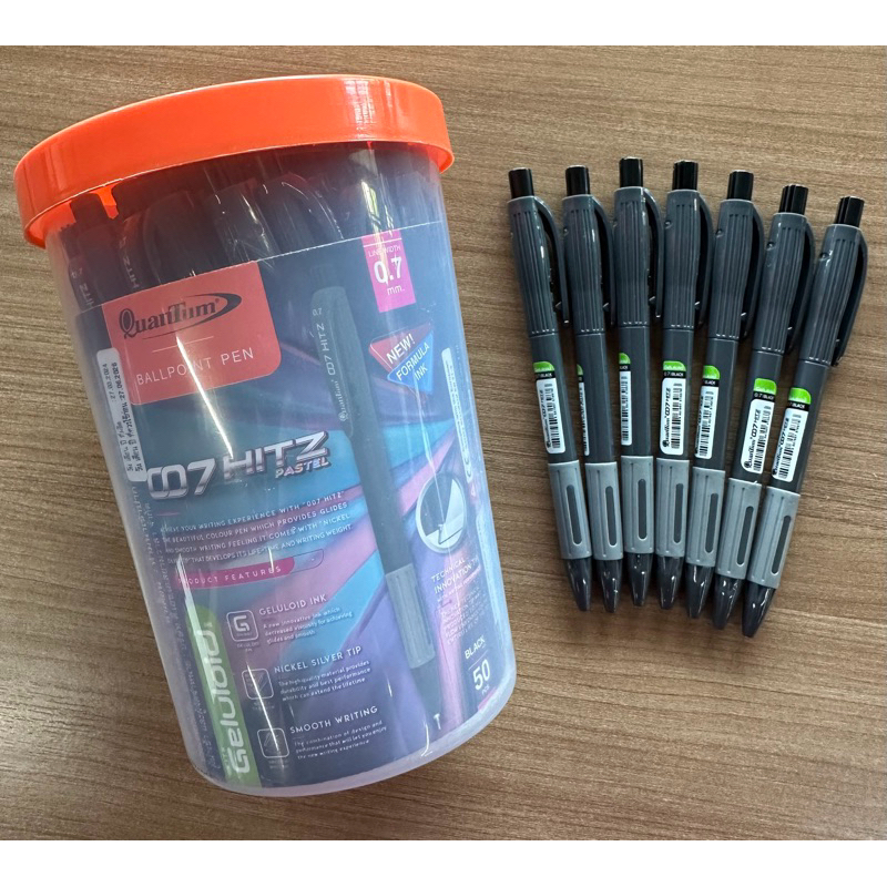 ปากกา QuanTum 007 HITZ PASTEL หมึกสีดำ 0.7 มม. (1x50 ด้าม)