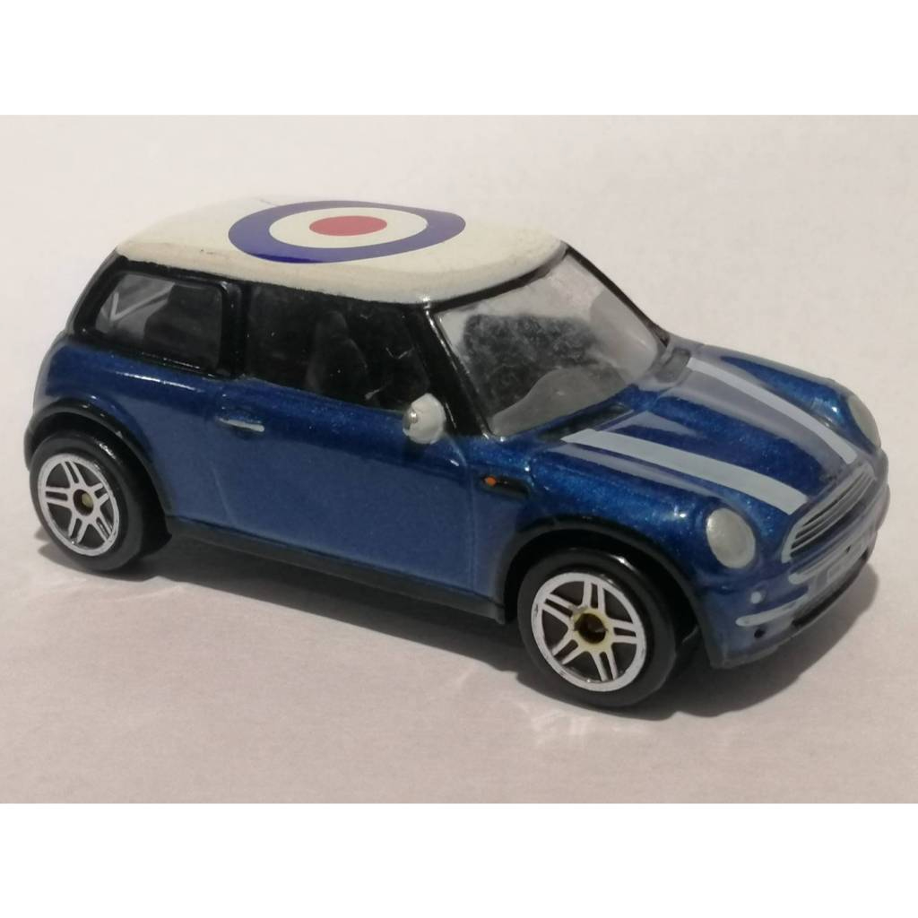 โมเดลรถ Realtoy BMW New Mini Blue Scale1:56 No Package ขนาด 6.8 X 3.5 CM.