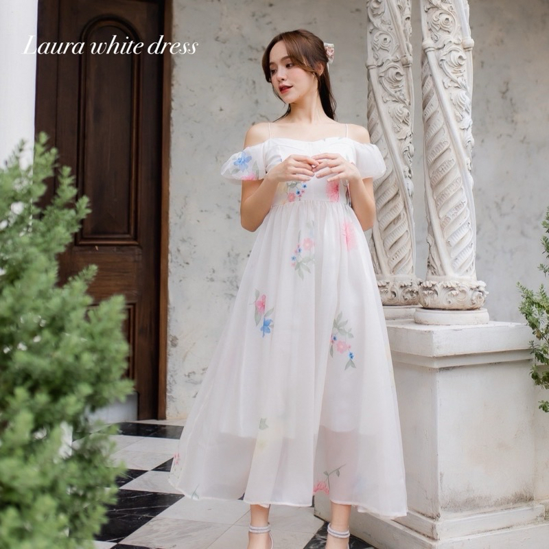 ส่งต่อ white Dress - on.December25 Size S มือสอง