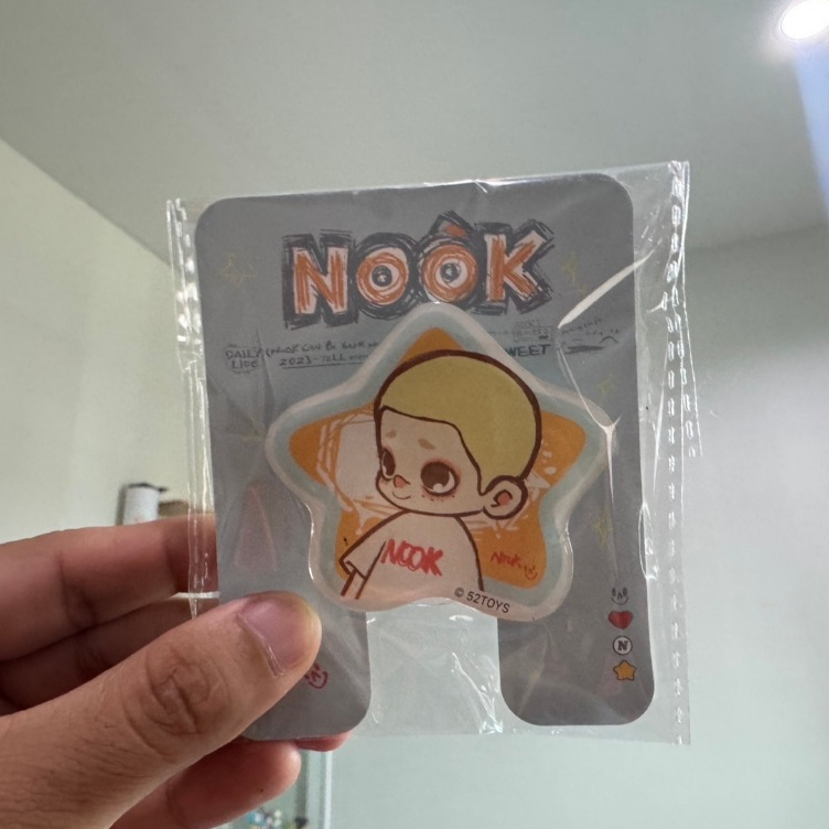 Griptok Nook ที่ติดหลังมือถือ
