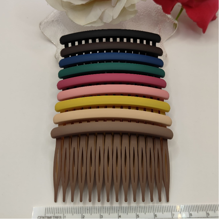 HB10-CM019 (ซื้อคู่ลด10%) หวีสับรุ่นสีสันน่ารัก เนื้อแมทด้าน ขนาด 7cm. ฟันยาว 4cm.ใช้เสียบเสยเก็บไรผม สะดวกใช้งานง่าย